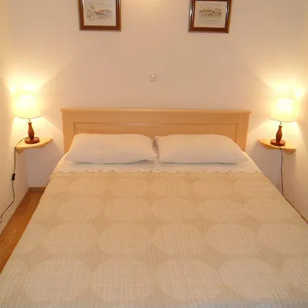 Ruzica 3*