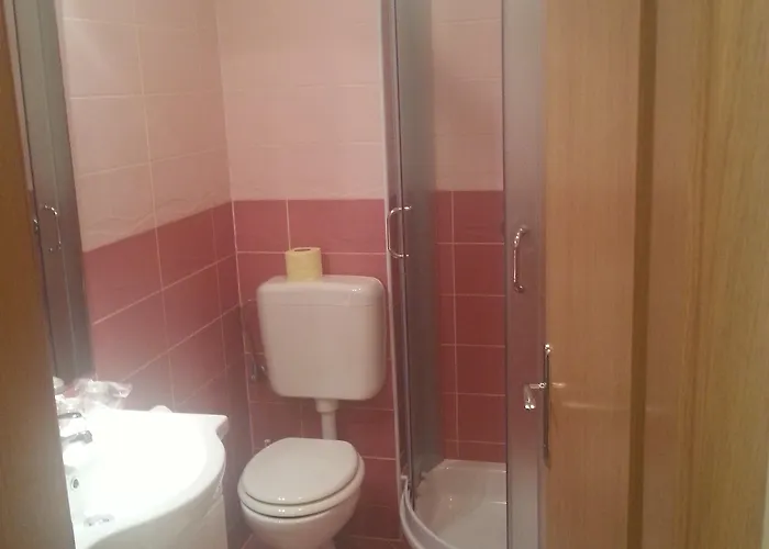 Ruzica Πανσιόν