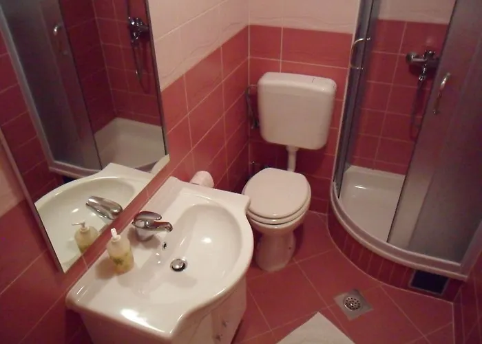 Ruzica 3* Τρογκίρ