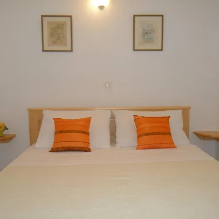 Ruzica Gasthuis 3*