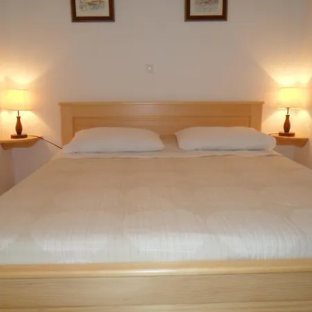 Ruzica 3* Trogir