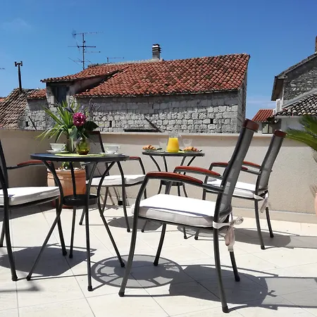 Ruzica Trogir