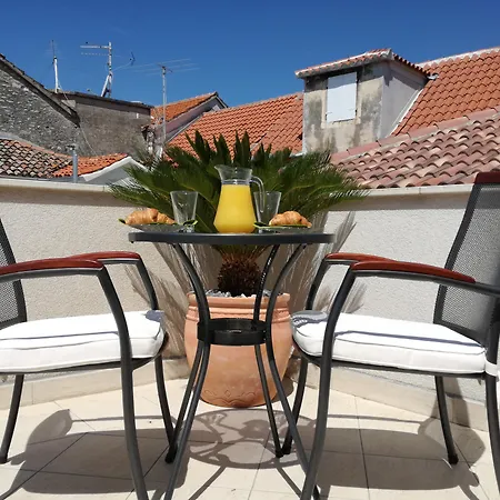 Ruzica Gasthuis 3*